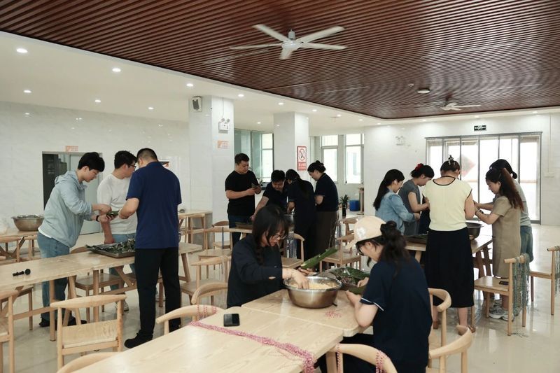 粽情端午，共筑企心 | 卓一牧業(yè)祝大家端午安康！
